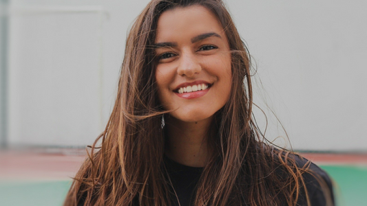 8 tips en tricks hoe jij het beste je sieraden met je outfit kunt combineren
